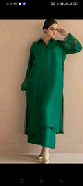 AlizaCouture Summers lawn Emerald Green Embroidered  2-Piece Women's Suit